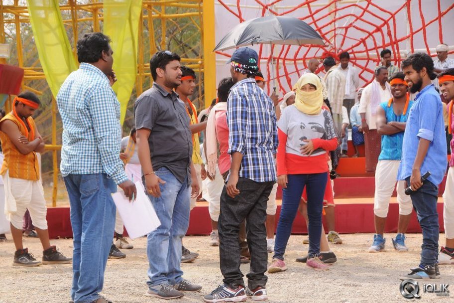 Paddanandi Premalo Mari